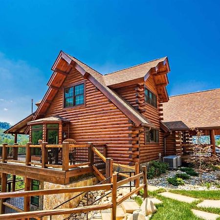Roaring Fork Lodge Gatlinburg Exterior photo