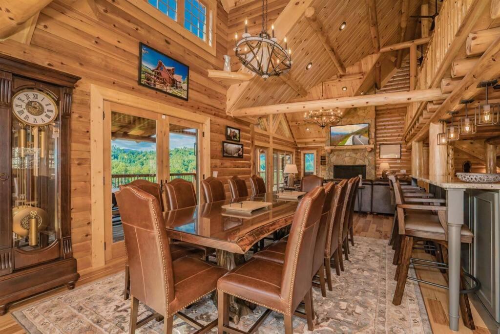 Roaring Fork Lodge Gatlinburg Exterior photo