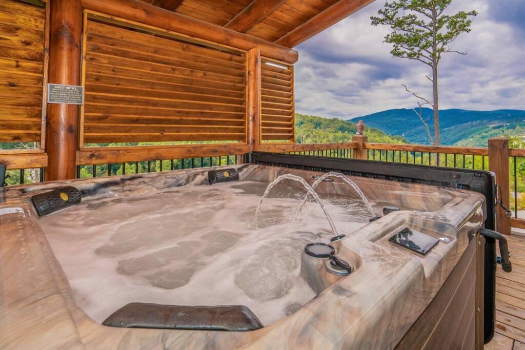 Roaring Fork Lodge Gatlinburg Exterior photo