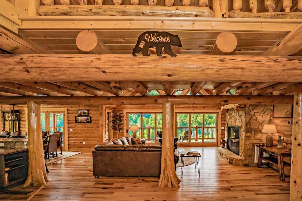 Roaring Fork Lodge Gatlinburg Exterior photo