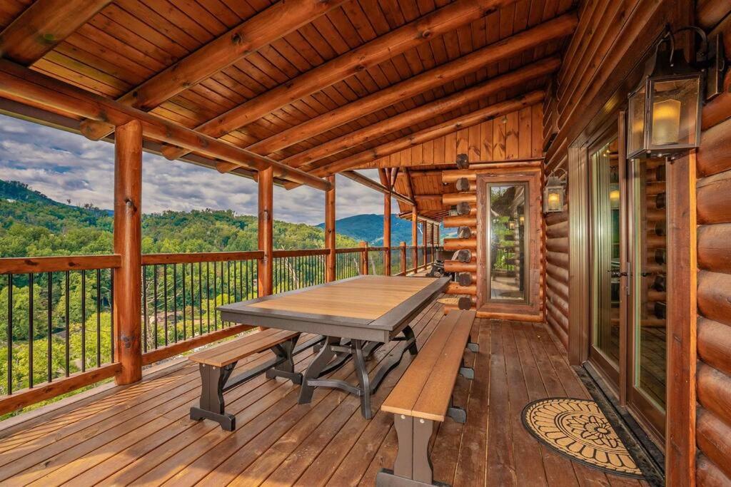Roaring Fork Lodge Gatlinburg Exterior photo
