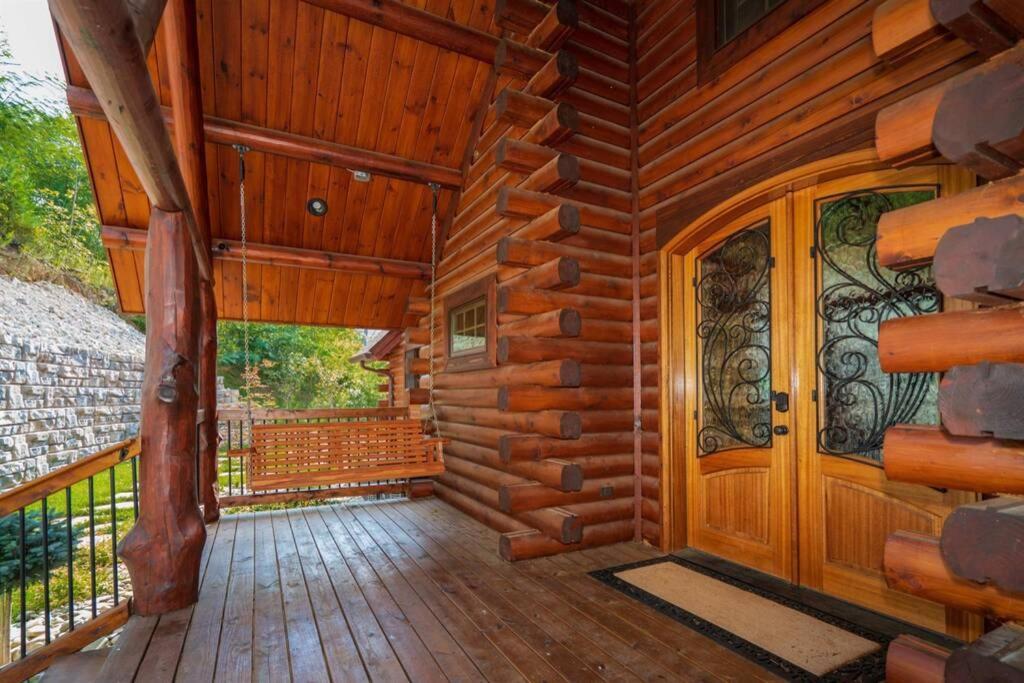 Roaring Fork Lodge Gatlinburg Exterior photo